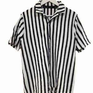 Randig skjorta från The Black Label Collection - Fin sommar skjorta i nyskick 