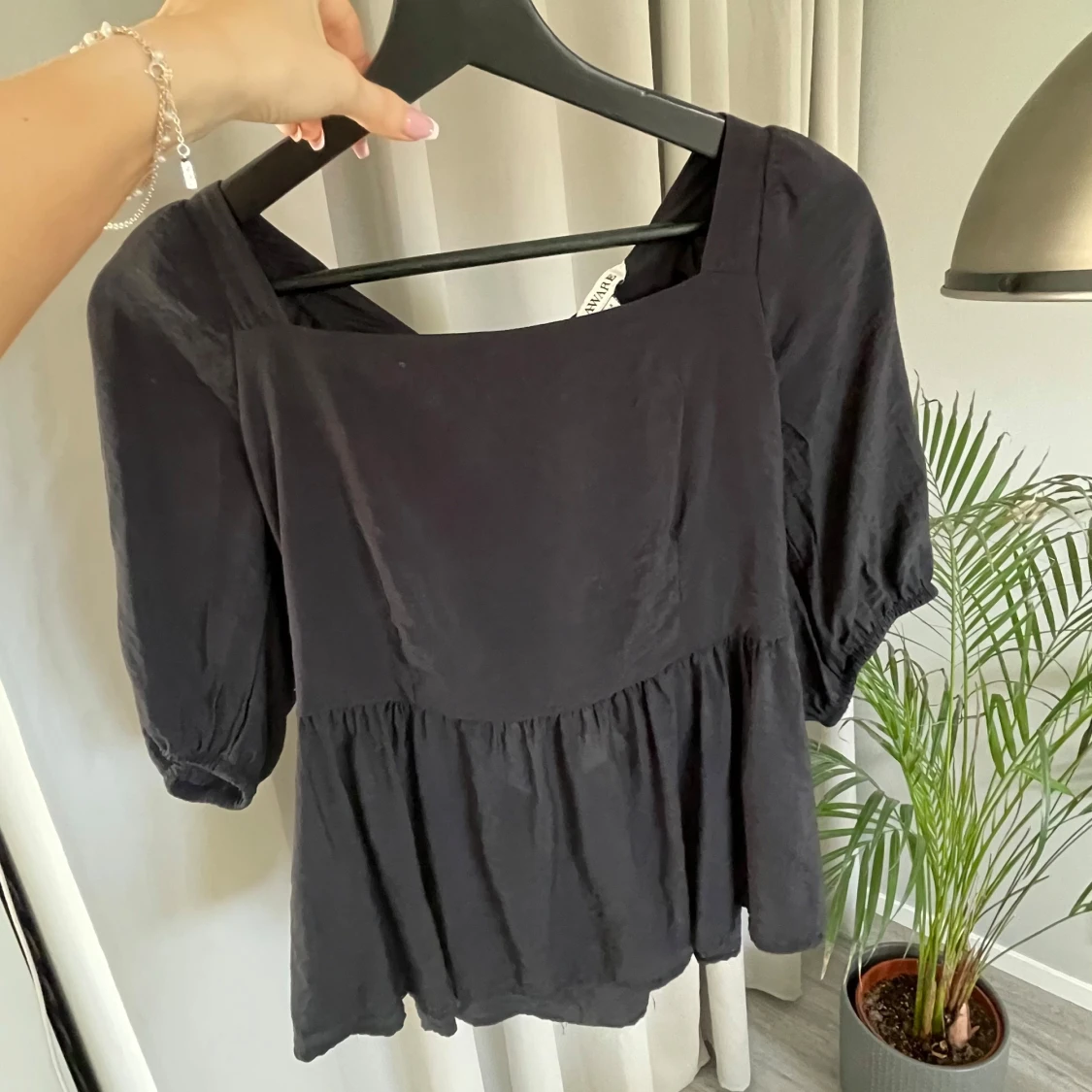 Svart blus från Aware