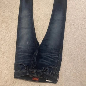 jack and jones - Ett par Jack and Jones jeans 👖, i mycket bra skick, köpta men för små, Sthlm, diskutera pris