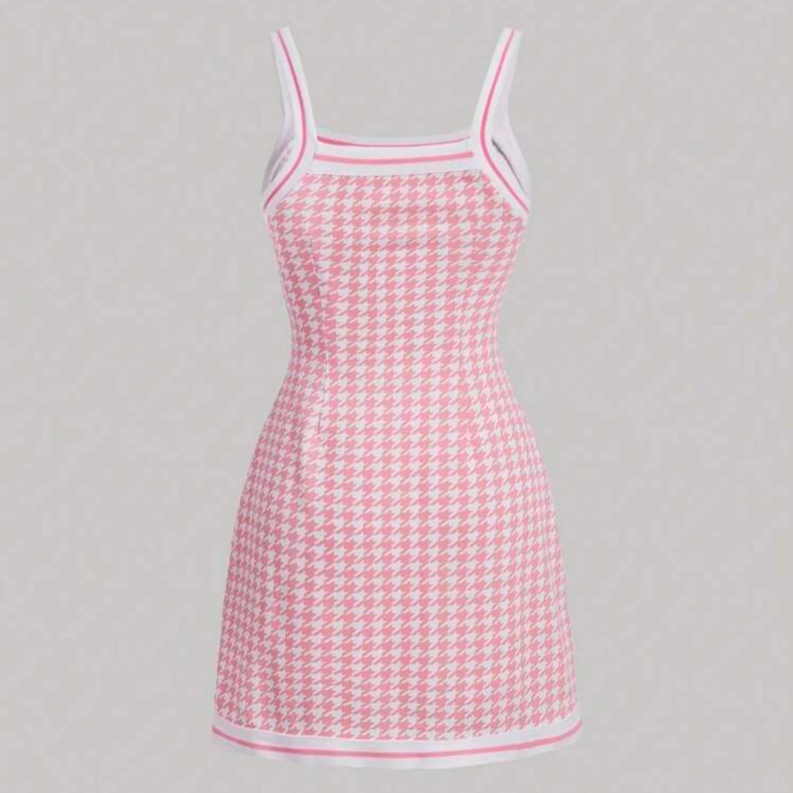 Rosa och vit klänning  - 1