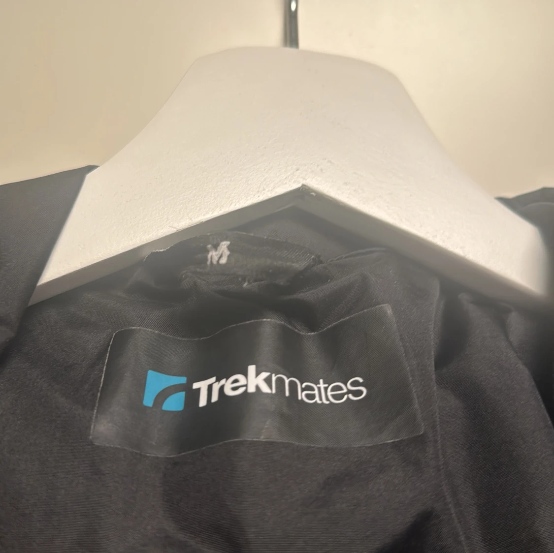 Svart regnjacka från Trekmates - 1