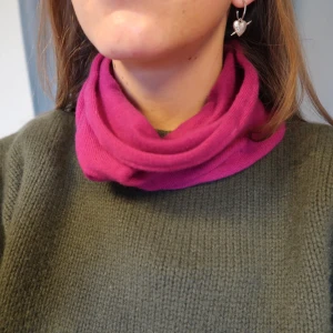 Kashmir buff - Rosa buff i 100% återvunnen kashmir🩷