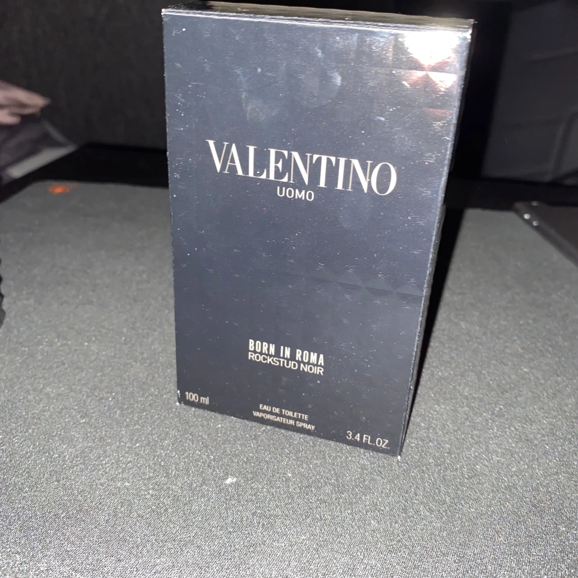 Valentino Uomo Born in Roma Rockstud Noir - 2