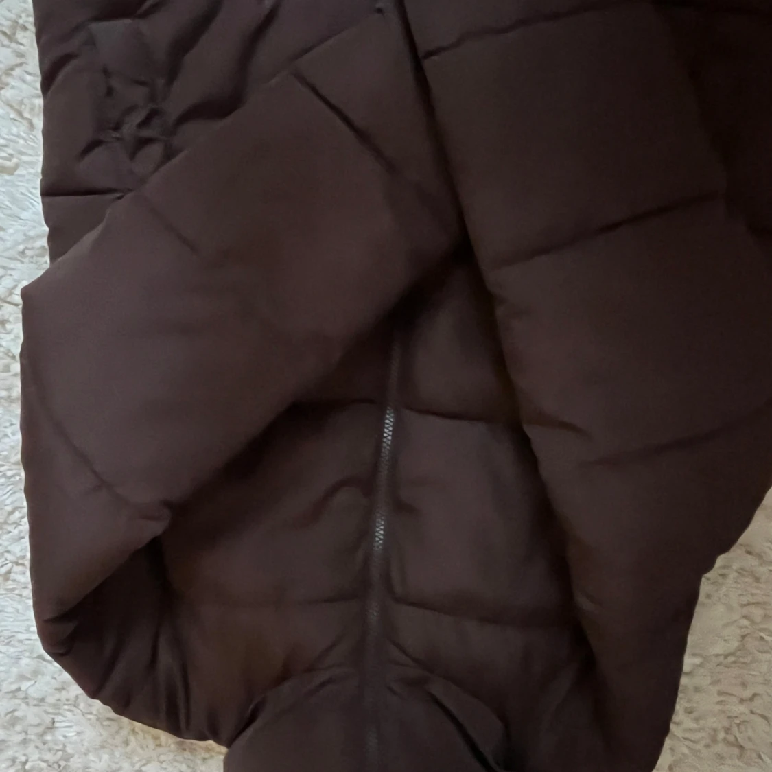 Brun pufferjacka från Bik Bok - 2