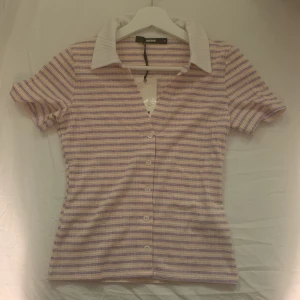 bikbok - aldrig använd🤍 fri frakt om du köper via ”köp nu”