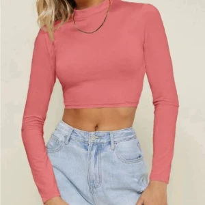 Topp - Jättefin topp, helt ny och oanvänd 💗 GRATIS FRAKT :)