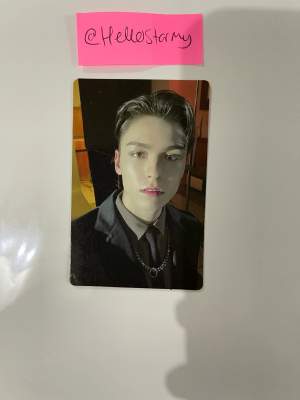 Seventeen Attacca carat ver Vernon pc -Officiall -No damage -Bought from Bengans 