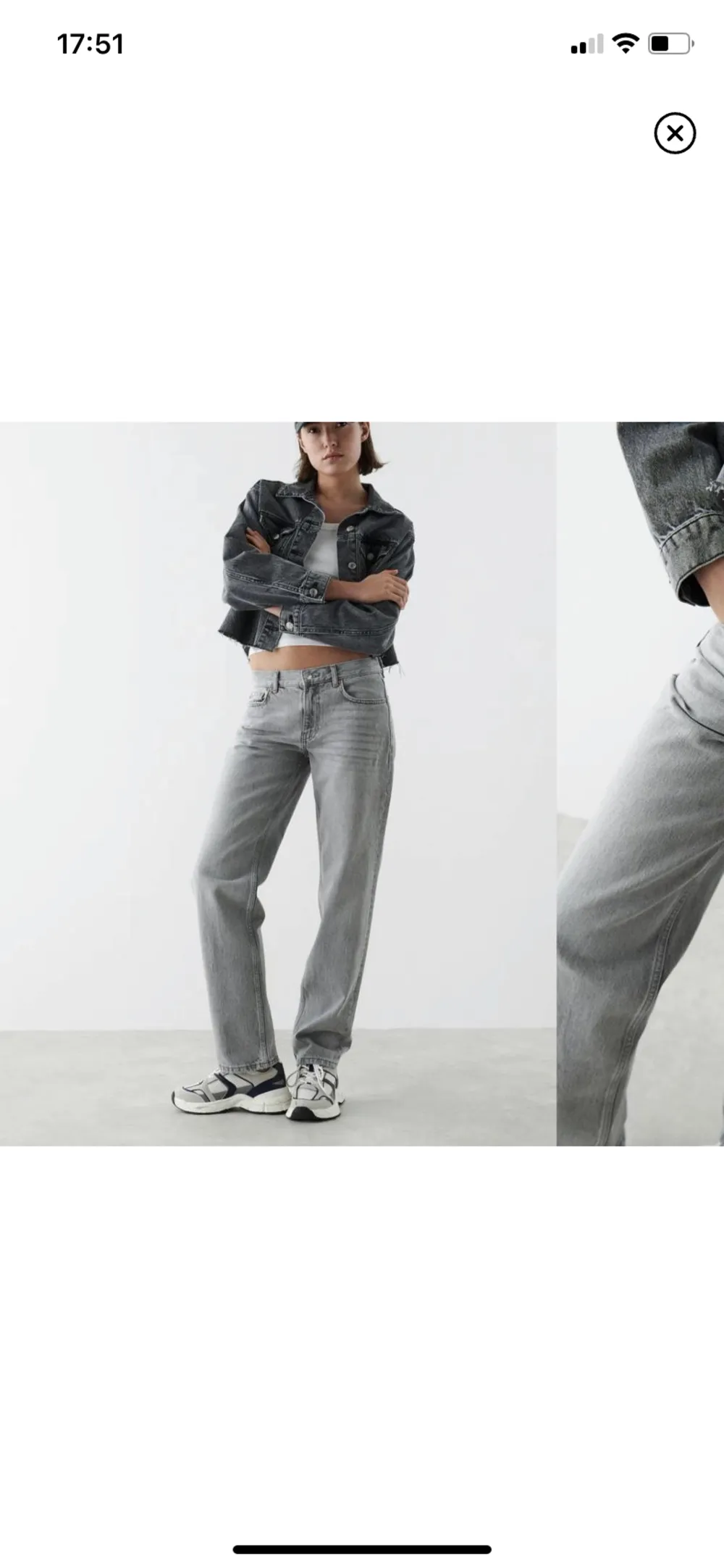 Gina tricot jeans modellen ”low straight jeans” storlek 40, passar en M. Jag är 173 cm och dom går över skon på mig!! Säljer för att de blivit lite stora så skulle behöva en 38(kan även byta mot det). Fråga bara så fixar ja egna bilder! Köpta i somras. Jeans & Byxor.