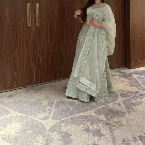 Indisk klänning i nyskick 