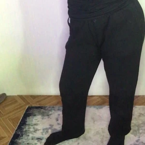 Mjukisbyxor  - Väldigt bra skick och material (bara testade)