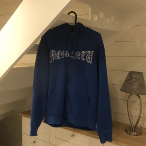 Rhinestone hoddie  - Rhinestone hoddie i storlek M-S