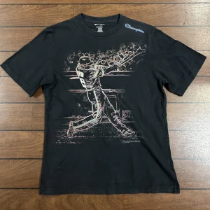 Champion Baseball tshirt - Snygg vintage T-shirt i storlek L! Bara att skriva om du undrar över något🙏