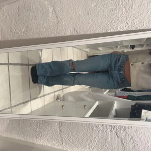 bootcut jeans  - skitnaygga bootcut jeans från gina tricot! 