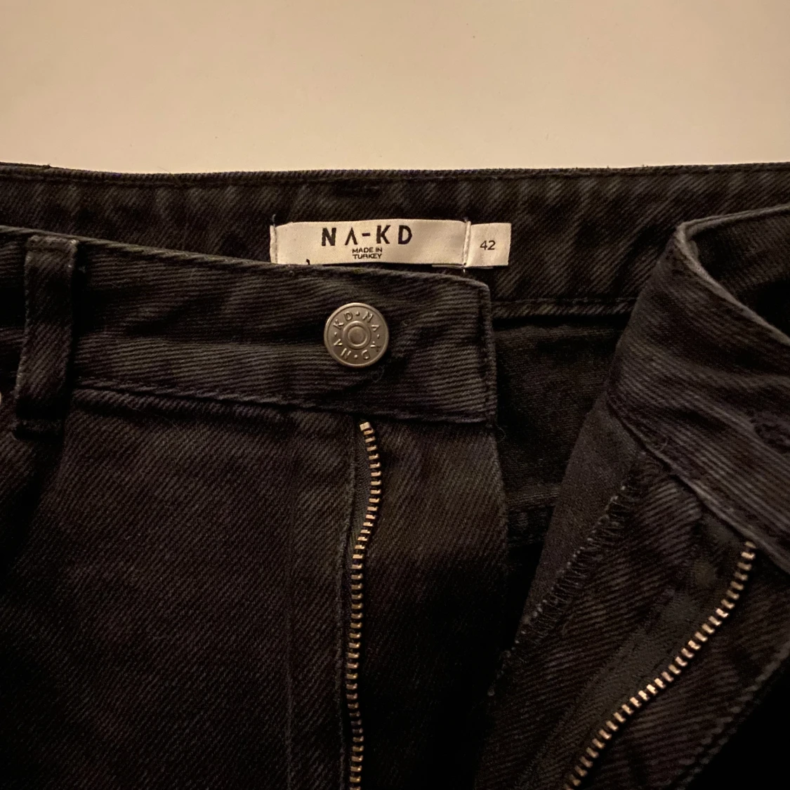 Jeans NA-KD (strl. 42) - 90