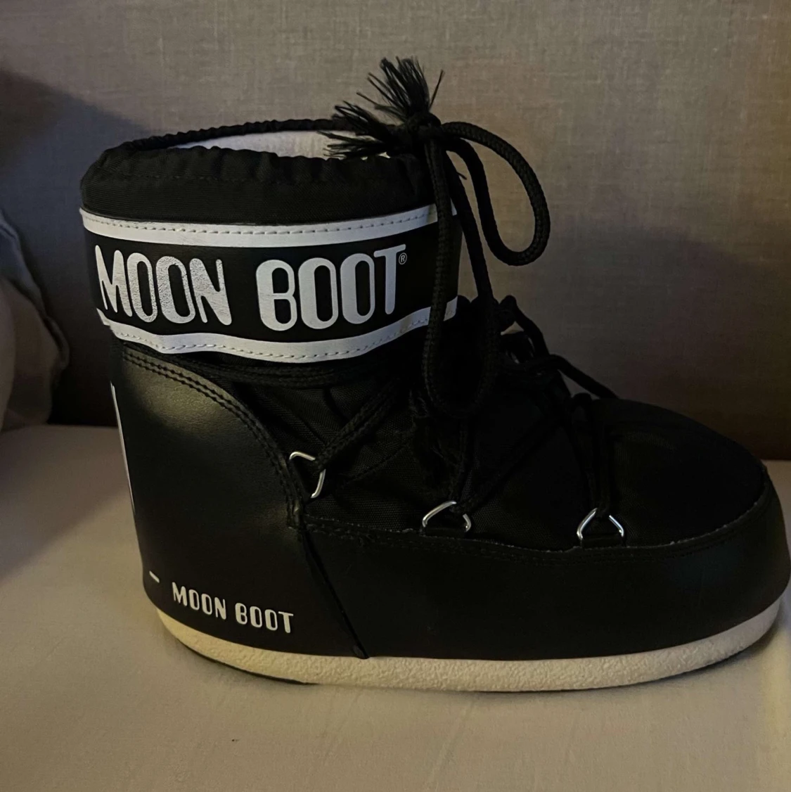Moon boot storlek 36-38.