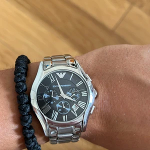 Armani klocka - Säljer min Armani klocka då den inte kommer till användning!⌚️