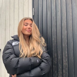 The north face 1996 prislapp kvar - Oanvänd the north face jacka