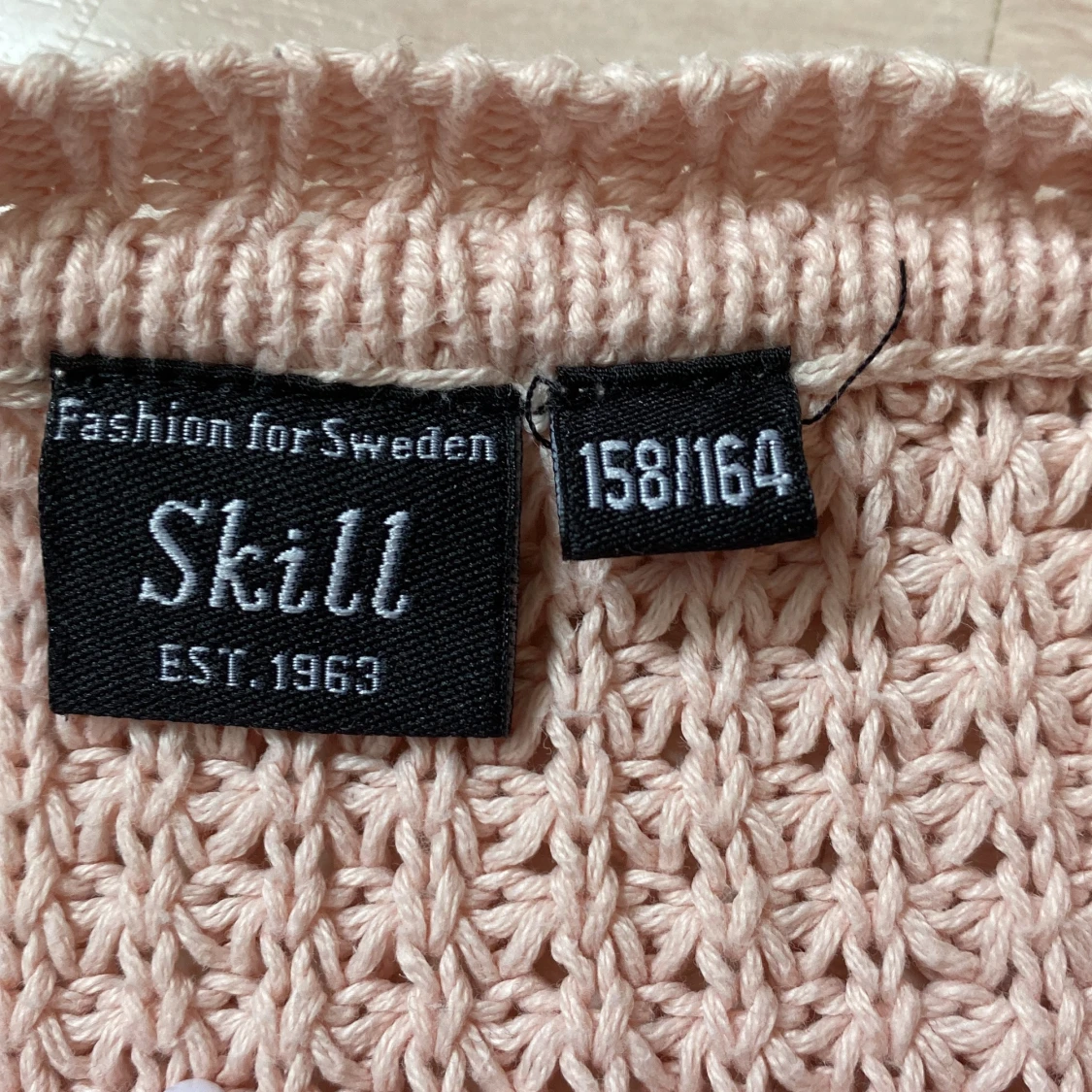 En rosa stickad sweatshirt - 91