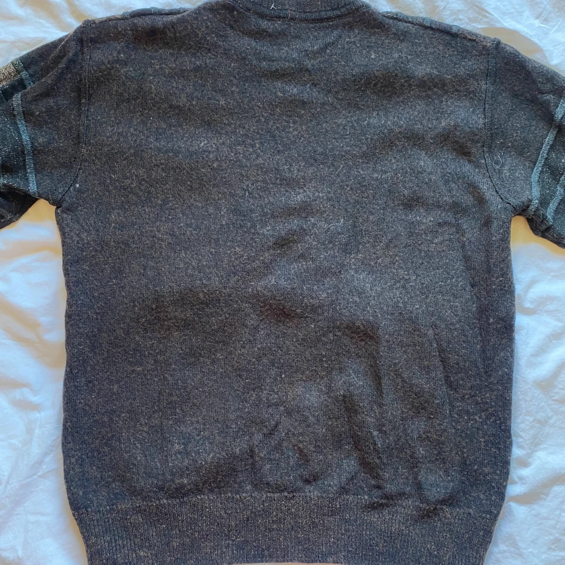 Stickad collegetröja  - 90