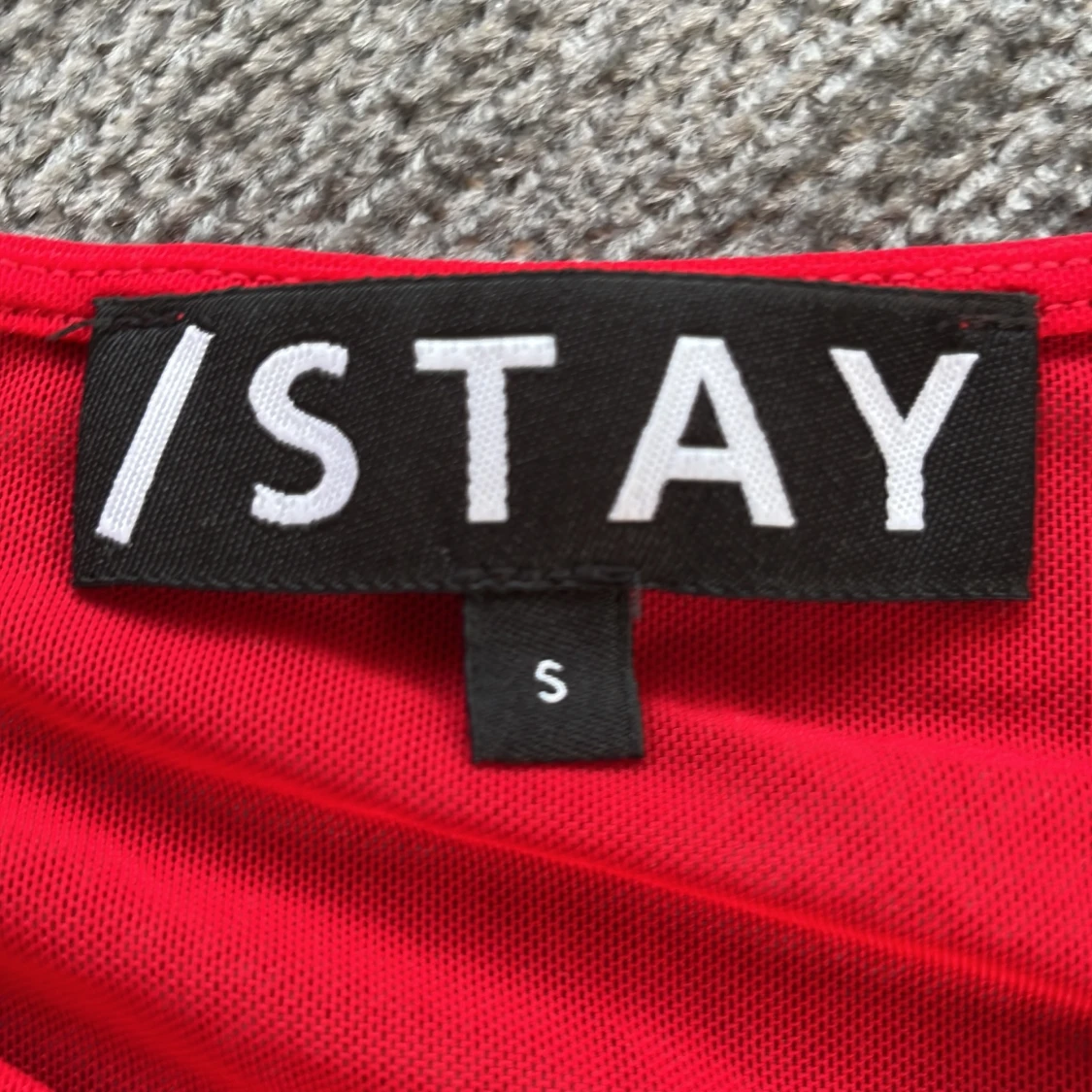 Transparent röd topp - 90