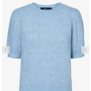 Stickad t shirt - Säljer nu denna jätte snygga slutsålda stickad t-shirt från vero moda eftersom den inte kommer till användning💗