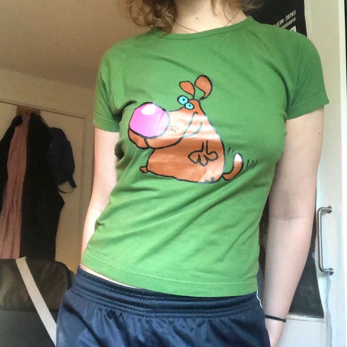 T-shirt med hundtryck - 91