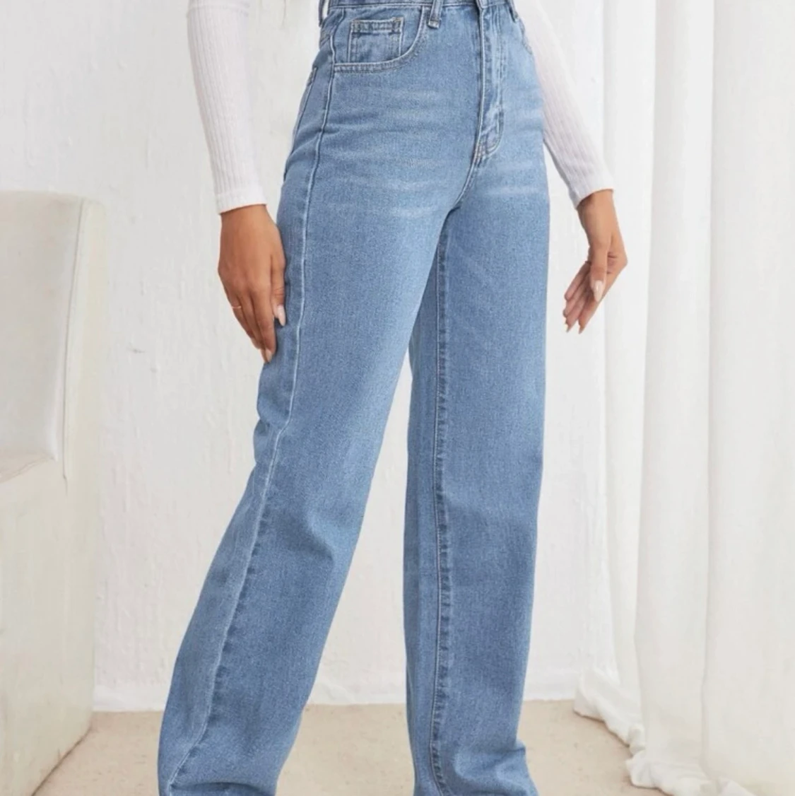 Baggy blåa jeans