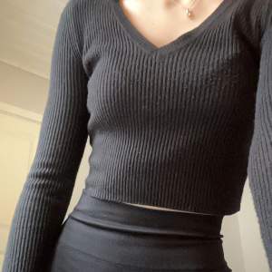 Jättefin tröja från Pull & Bear, kom privat för frågor<3