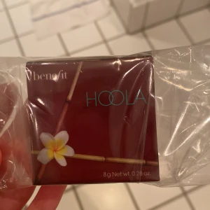 Hoola - Hoola bronzer, aldrig brugt, stadig i indpakningen