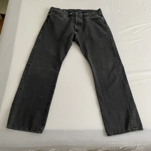 Levi’s jeans  - Köp mina jeans