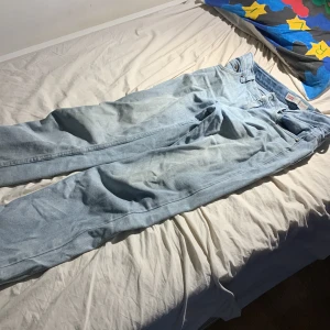 Jeans - Används ej, stl 164 