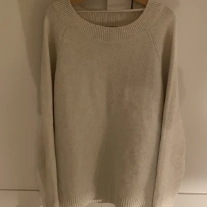 Vero mods tröja - Säljer min jättefina tröja fårn vero mods i bra skick