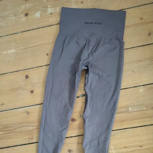 Nya leggings Röhnisch - Nya leggings 
