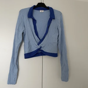 Topp - Stickad tröja använd få gånger 