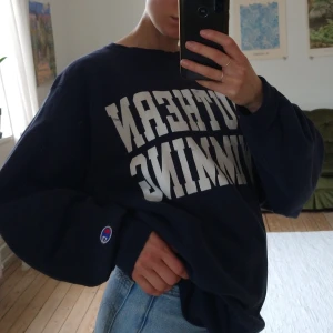 Oversized sweatshirt champion  - Oversized sweatshirt från märket champion i storleken X-large