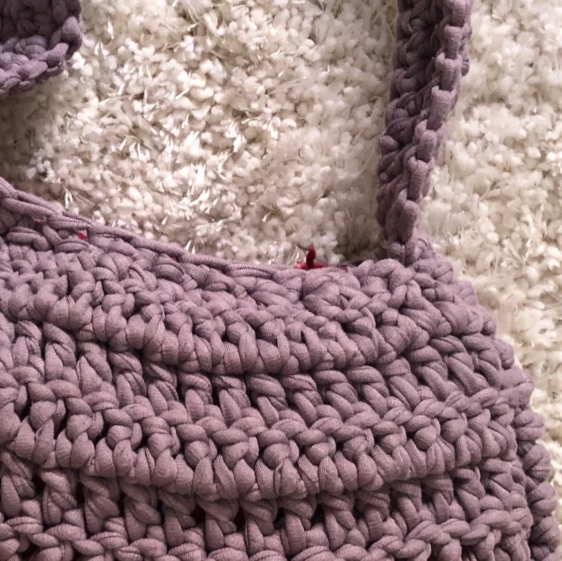 Lavendel-lila virkad handväska  - 90