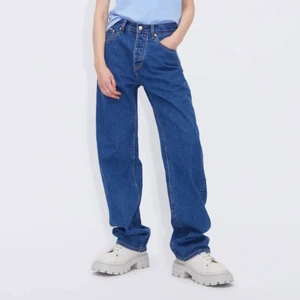 Eytys benz - Sjukt snygga Eytys benz jeans 🥰 Använt skick men fortfarande mycket kvar att ge!❤️ Nypris 2200kr