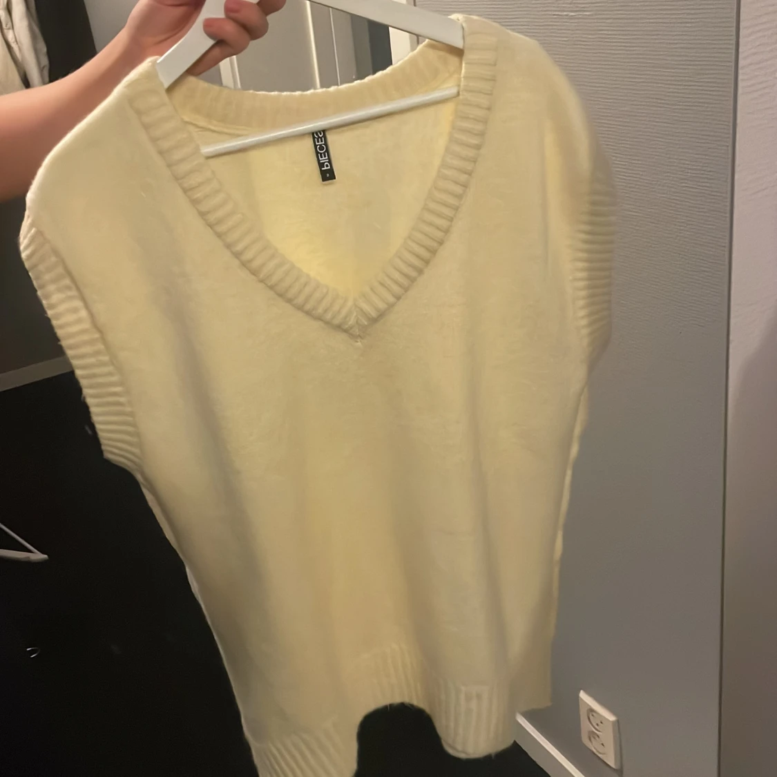 Pieces, väst, strl S