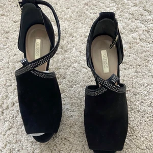 Guess high heels - Authentic Guess shoes that I wore only once. 24,5 cm.