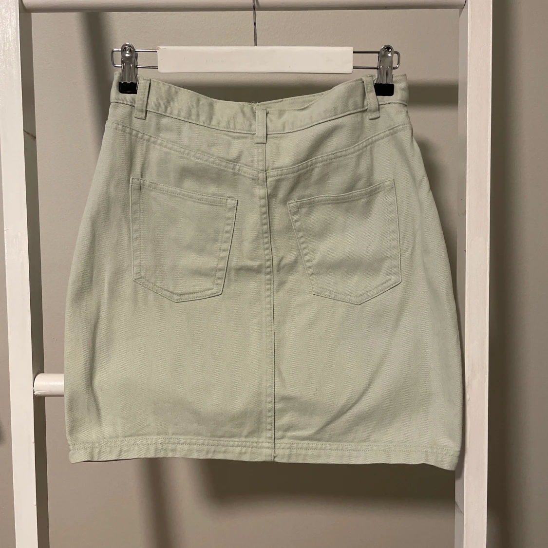 Mintgrön jeanskjol, storlek 36 - 91