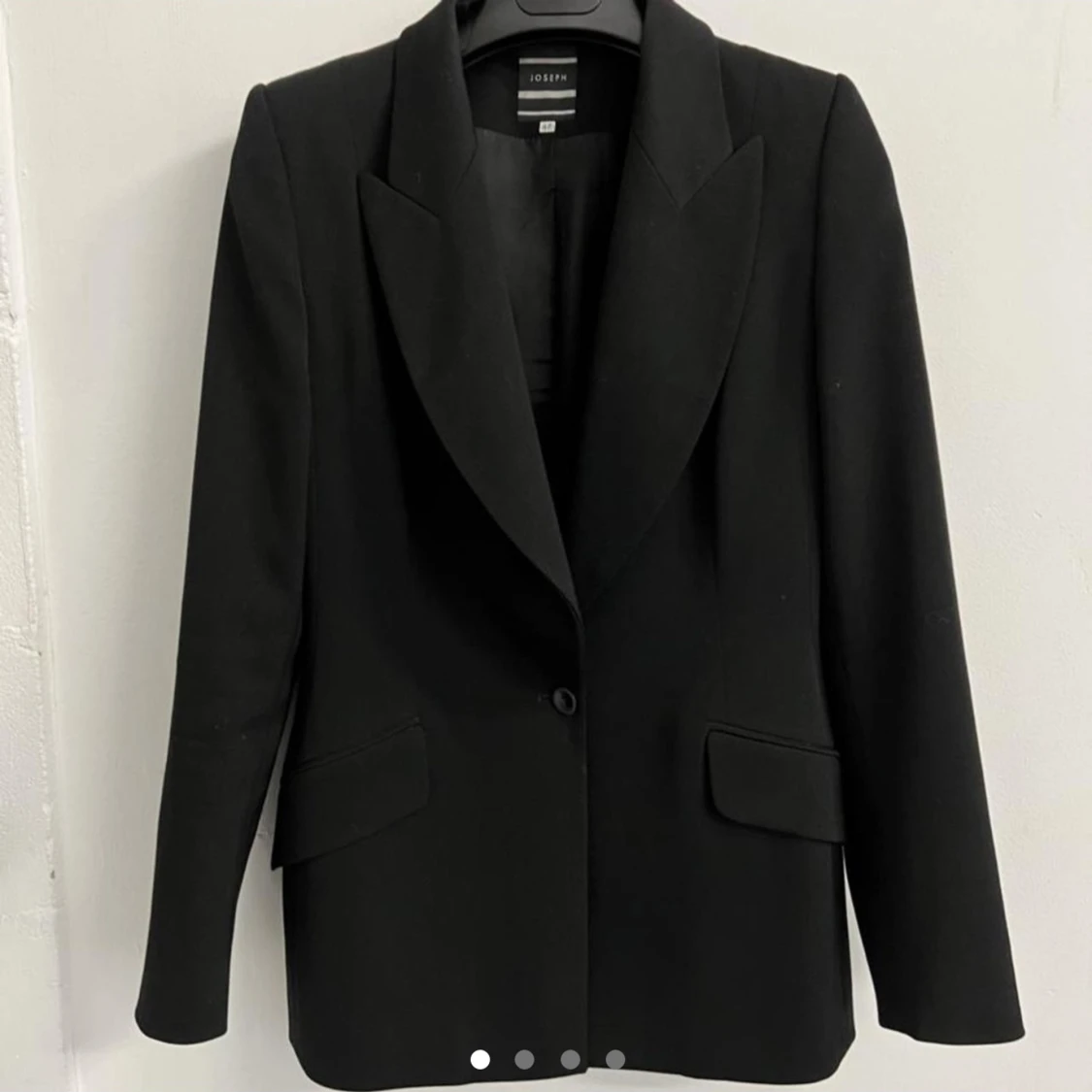 JOSEPH BLAZER/KAVAJ SIZE M - 500 KR