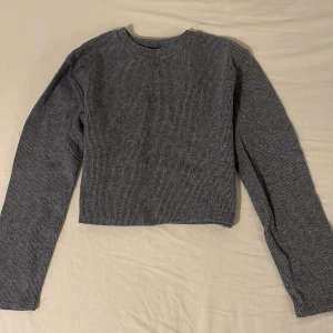 Kroppad ribbad tröja - Superfin och varm till hösten! Aldrig använd