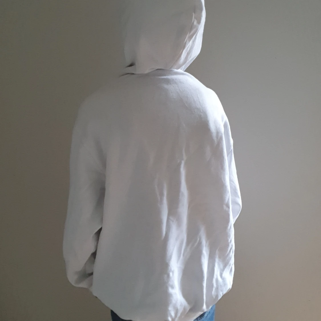 Vit hoodie storlek S - 91