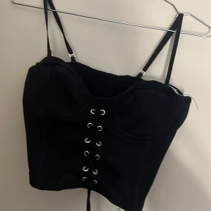 Topp från zara - Storlek m, men skulle passa s med!!