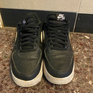 Nike Air force  - Det är som ny. Ny kostar 1349