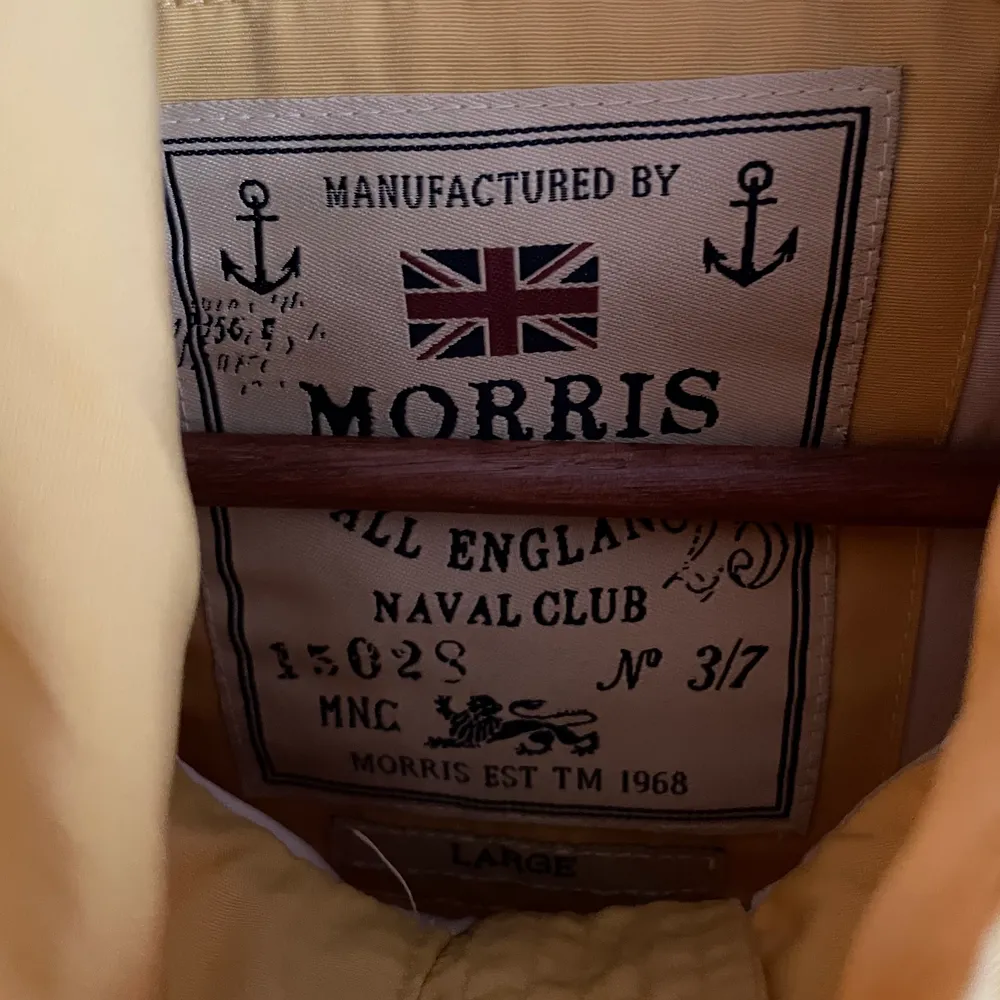 Säljer en snygg Morris jacka i strl L 52  Skickas smidigast för 66kr spårbart paket . Jackor.