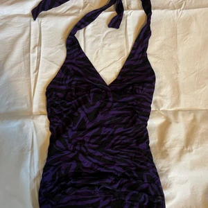 Halterneck topp - Jättefin lila halterneck topp! Storlek S💕50kr+ frakt 