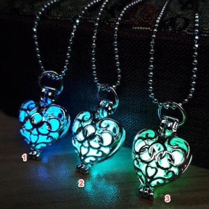 Lysande Urholka Glödande Pärlor Halsband  - Förpackning innehåller 1 hänge med kedja 
