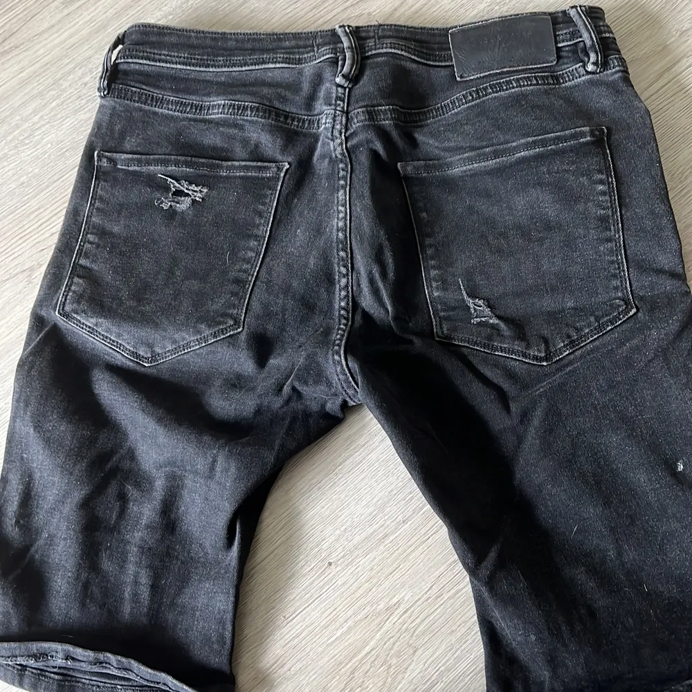 Jeans shorts storlek M. Shorts.