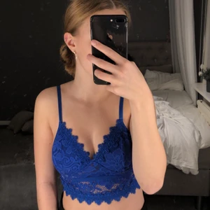 Blå spetstopp - Säljer nu denna superfina spetstopp pga den inte kommer till användning och att den är för liten💙 